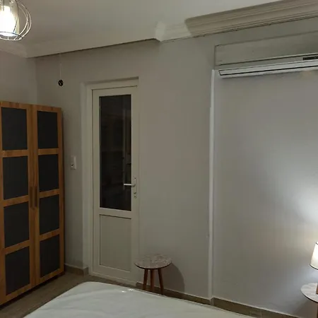 Appartement 2+1 Furnished 100m From The Beach In Central