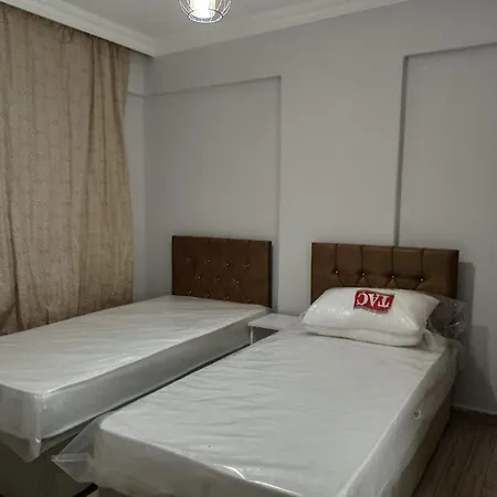 2+1 Furnished 100m From The Beach In Central Appartement